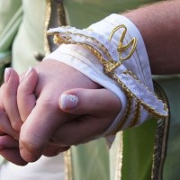 Durchs Handfasting verbunden Durchs Handfasting verbunden